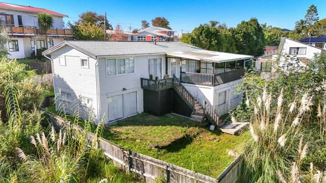 19 Colwill Road Massey_1