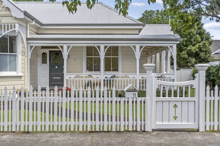 15 Mars Avenue Sandringham_20