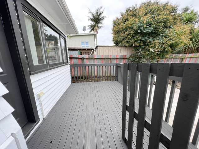 164 Edmonton Road Te Atatu South_2