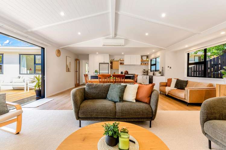 86 Field Street Silverstream_4