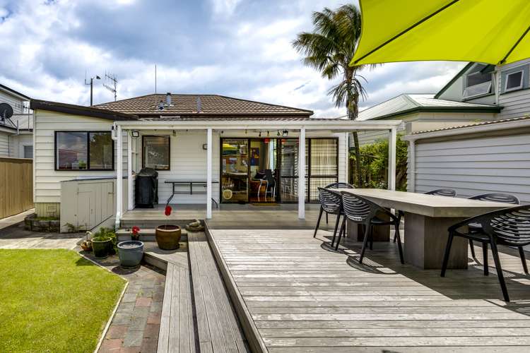 38 Napier Terrace Hospital Hill_2