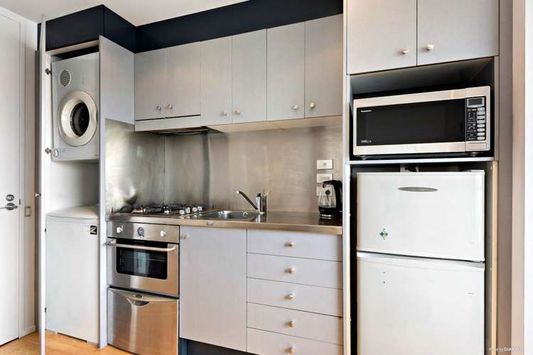 308/86 The Strand Parnell_2