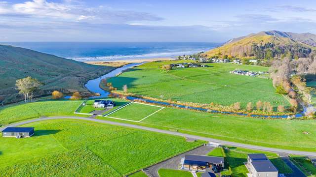 52 Punawaitai Road Pourerere_2