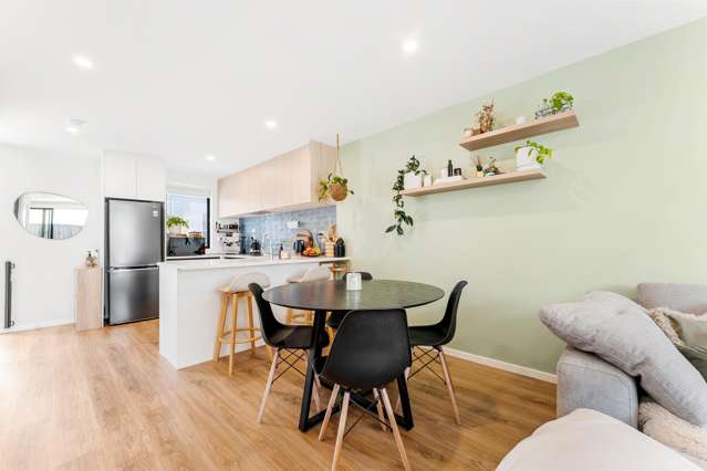 28 Hinonga Loop Silverdale_2