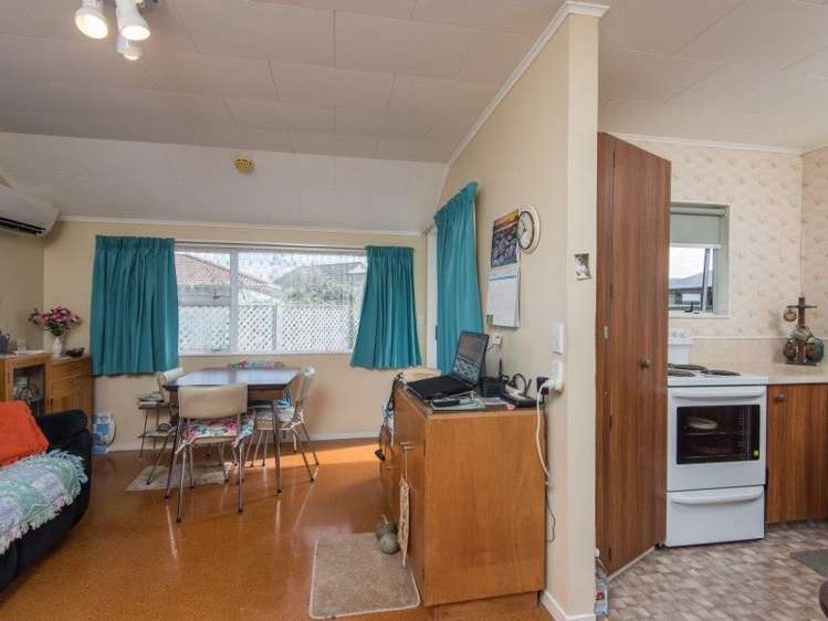 13 Birchwood Grove Richmond_4