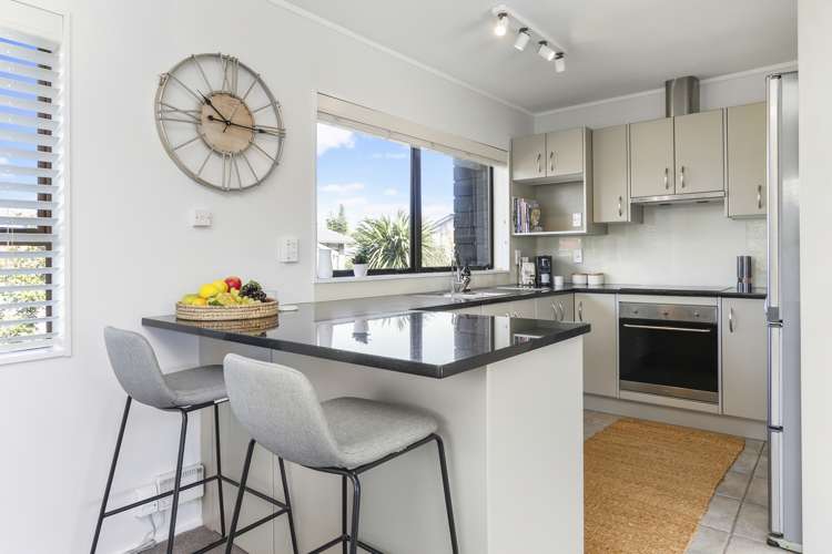 22a Pyatt Crescent Saint Johns_7