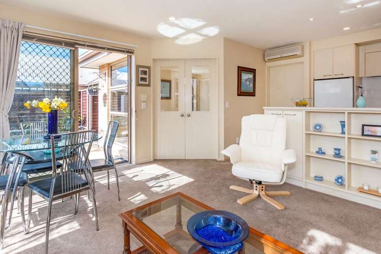 1120/120b Saint Martins Road Saint Martins_6