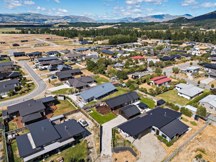 19 Pennycook Place Lake Hawea_19