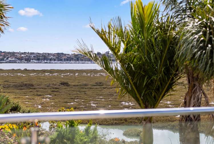 36 Dawnhaven Drive Te Atatu Peninsula_14