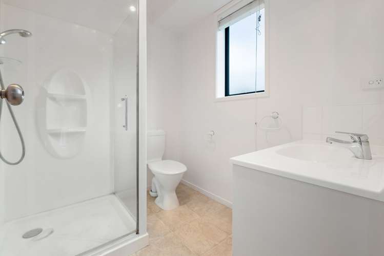 32 Riverholm Drive Mangakakahi_12