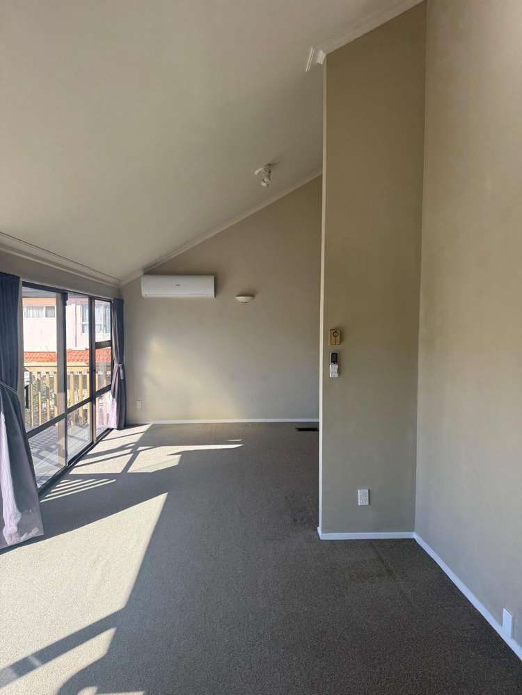  B/44 The Drive Epsom_6