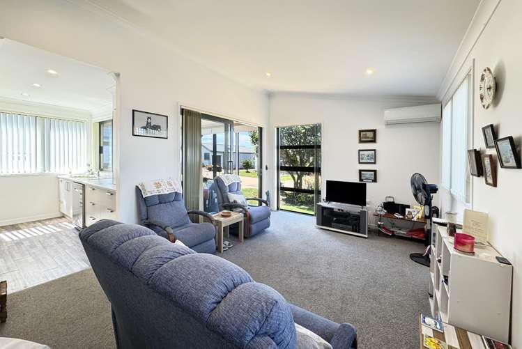 136/61 Golden Sands Drive_1