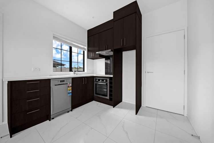 10 Poutawa Lane Clarks Beach_16