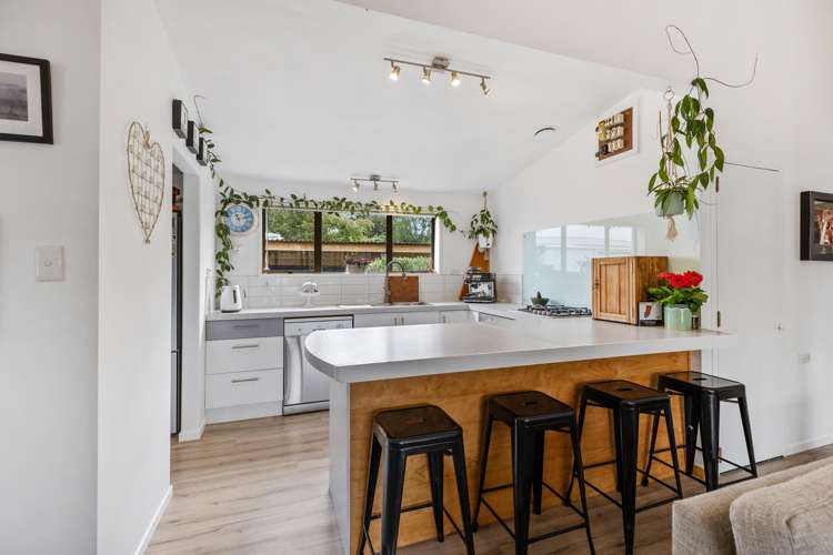 6 Russell Street Darfield_12