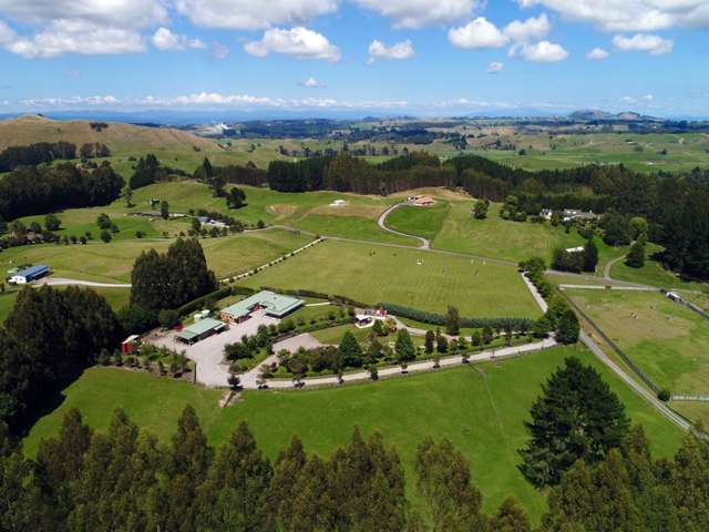 77 Ridgetop Way Oruanui_1