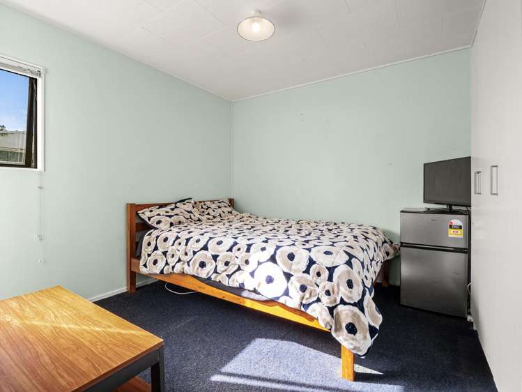 19 Kennard Crescent Karitane_24