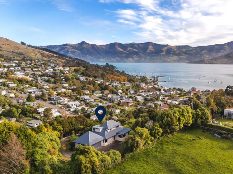 2 Settlers Hill Akaroa_20