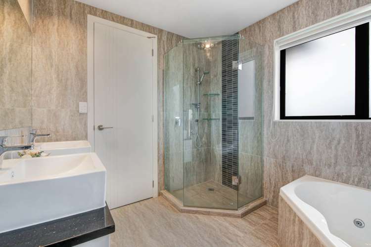 1 Tuangi Street Long Bay_23