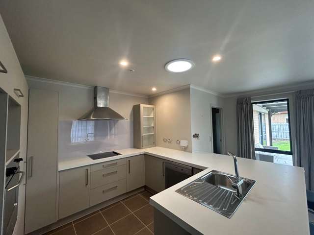 16 Breaker Grove Waiuku_1