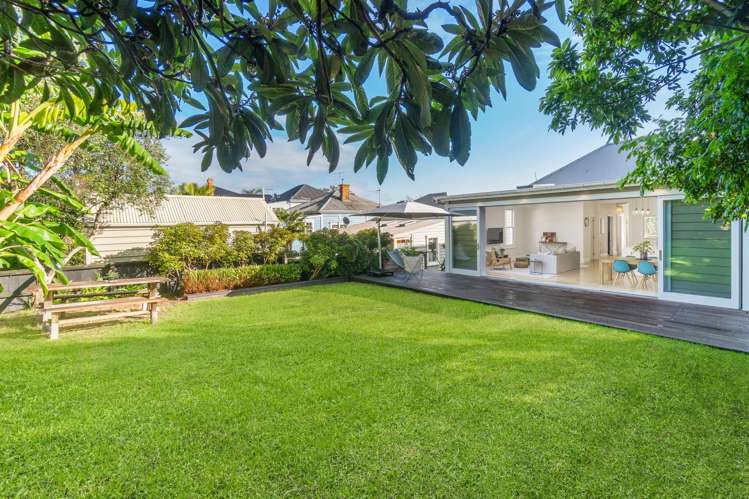 15 Saint Leonards Road Devonport_1