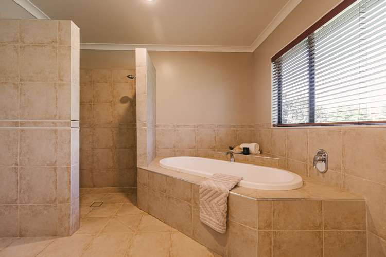 45 Dobsons Lane Kelvin Grove_31