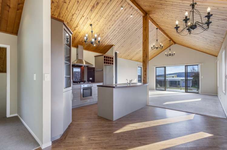 111 Kahotea Drive Motuoapa_4