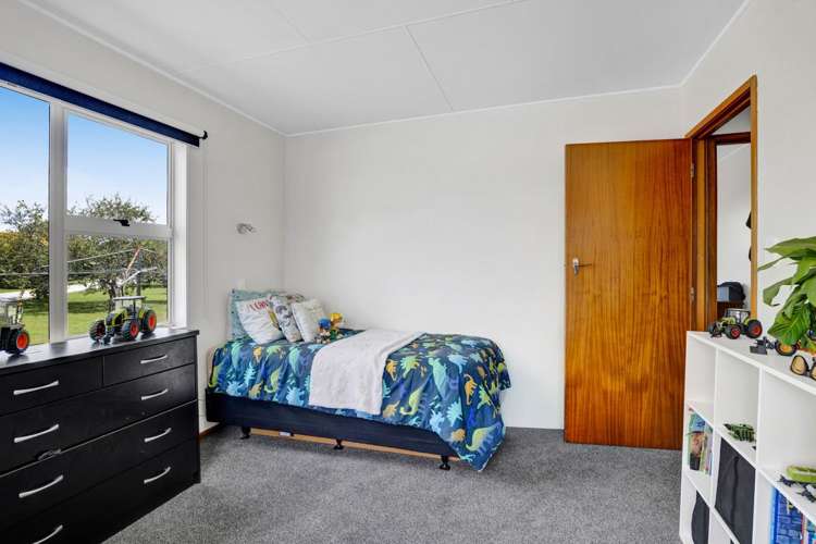 36 Te Roti Road Hawera_13