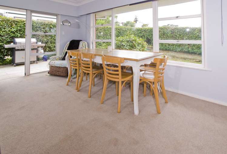 1/9 Howe Street Howick_11