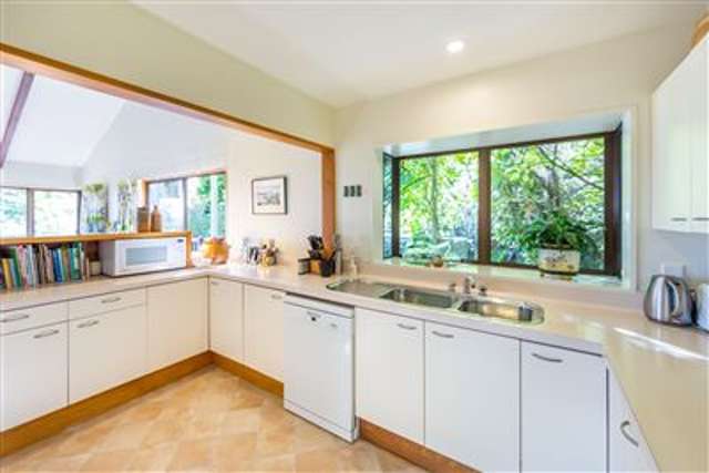 9 Sherwood Lane Cashmere_1