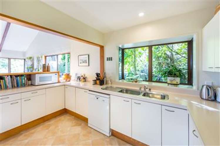 9 Sherwood Lane Cashmere_1