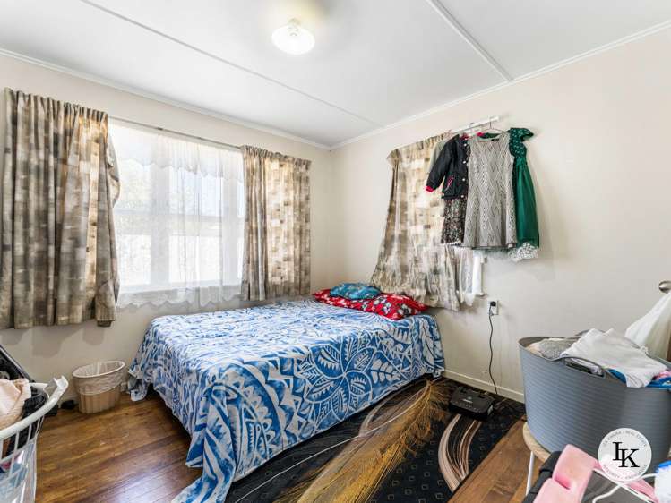 22 Gaye Crescent Otara_9