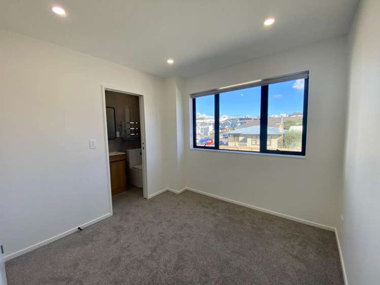 C/206 Archers Road Wairau Valley_7