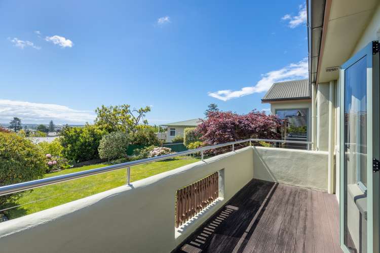 48 Olympus Way Richmond_23