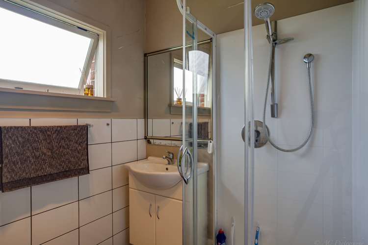 5a Lough Street West End_6