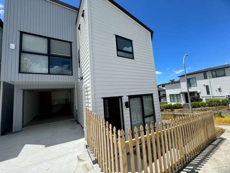 2A Paina Crescent Massey_1