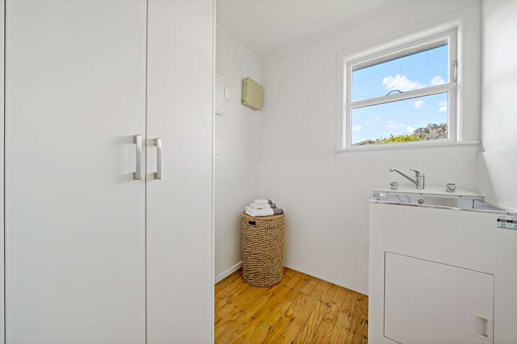 61 Nikau Street New Lynn_9