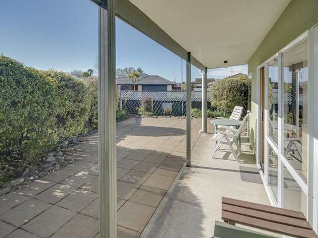 47 Aldinga Avenue Stoke_4