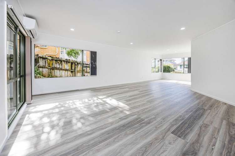 2/14 Kells Place Botany Downs_12