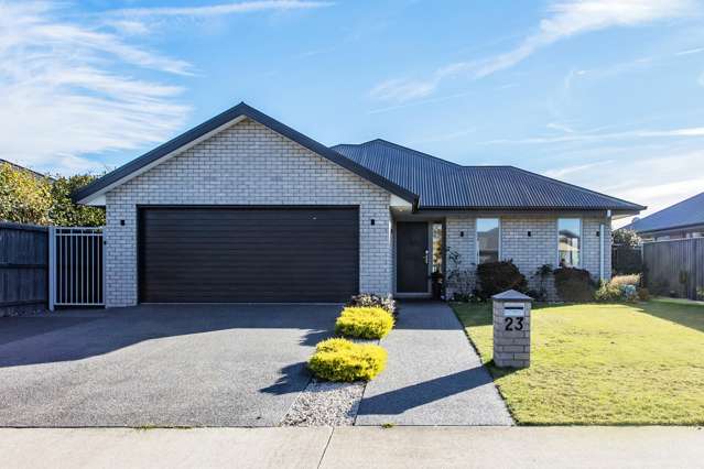 Secure Family living in Sovereign Palms