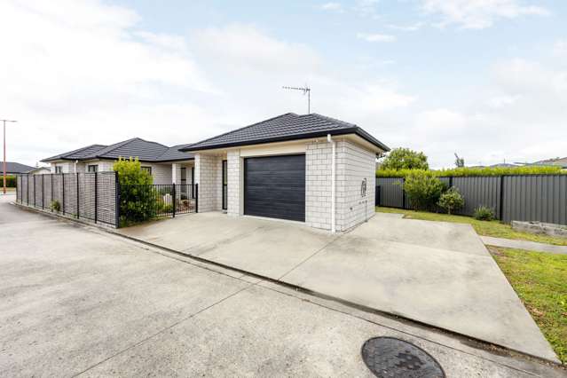 12 Stan Heather Drive Glenview_2