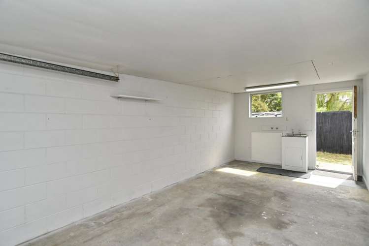 4/6 Lane Street Woolston_15