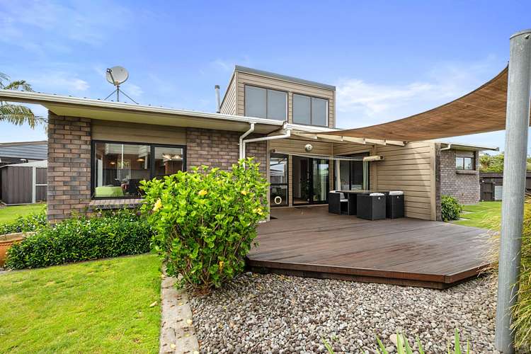 39 Tiverton Crescent Whalers Gate_16