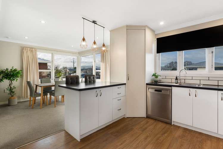 6 Hall Street Mosgiel_11