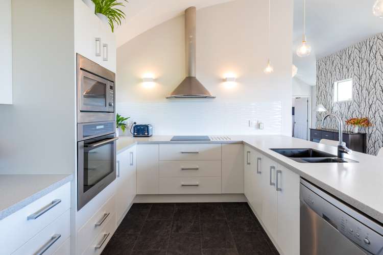 15 Gunns Crescent Cashmere_2