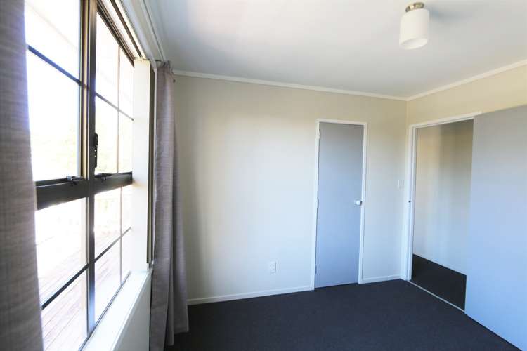 6 Glucina Place Glen Eden_9