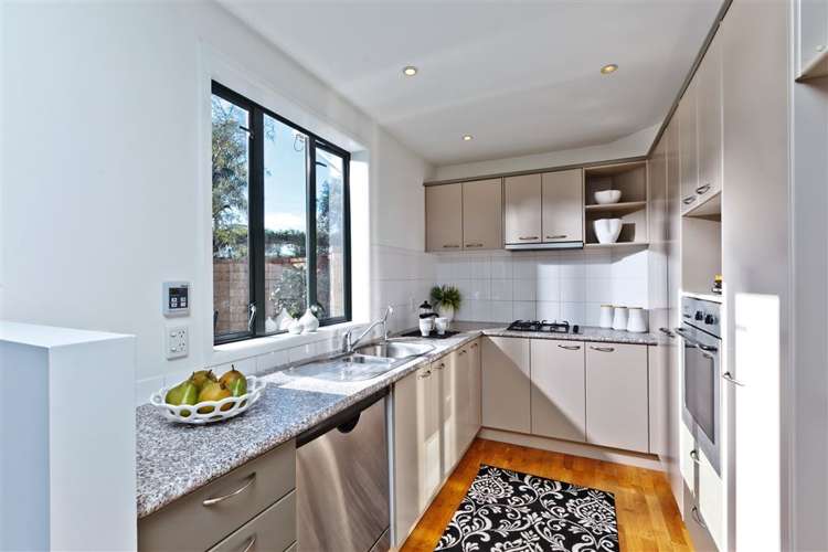 13/52 Taharoto Road Takapuna_5