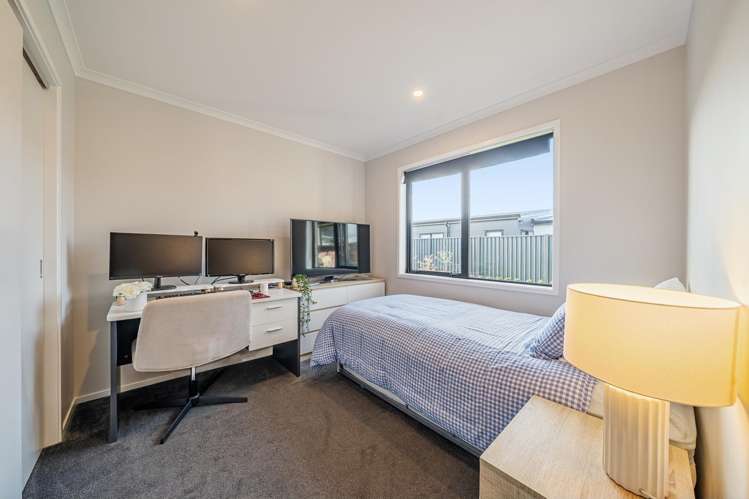 21 Te Kaeaea Crescent Wallaceville_21