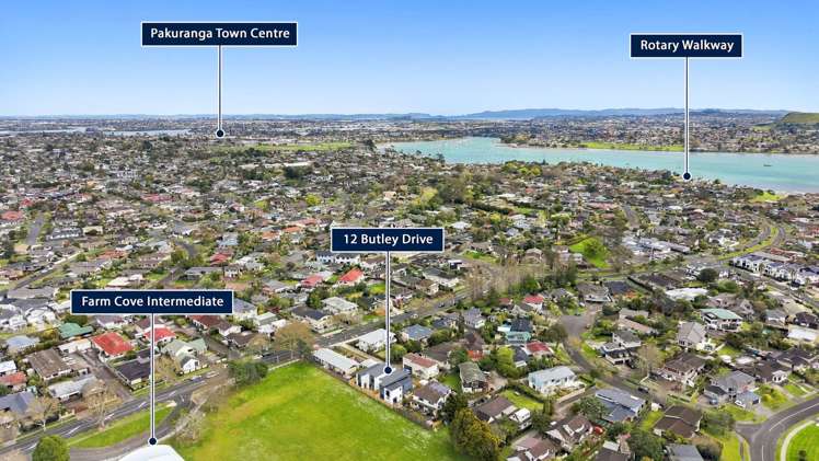 12B Butley Drive Farm Cove_47