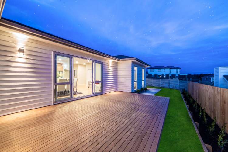 10 Dinning Road Riverhead_15