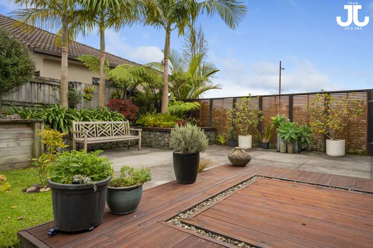 5 Merlot Drive Pyes Pa_19